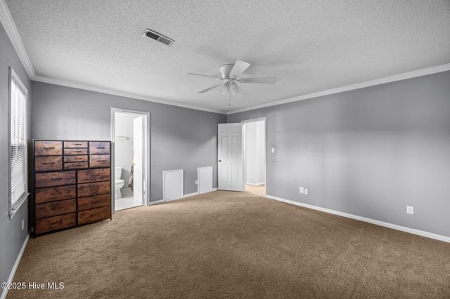 70 Barnes Street, Greenville, NC 27858