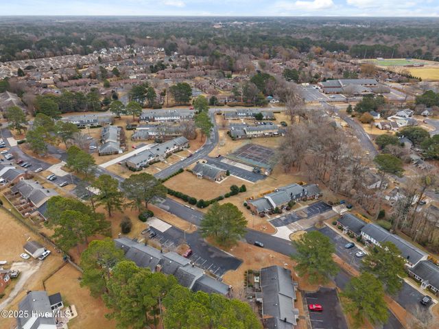 70 Barnes Street, Greenville, NC 27858