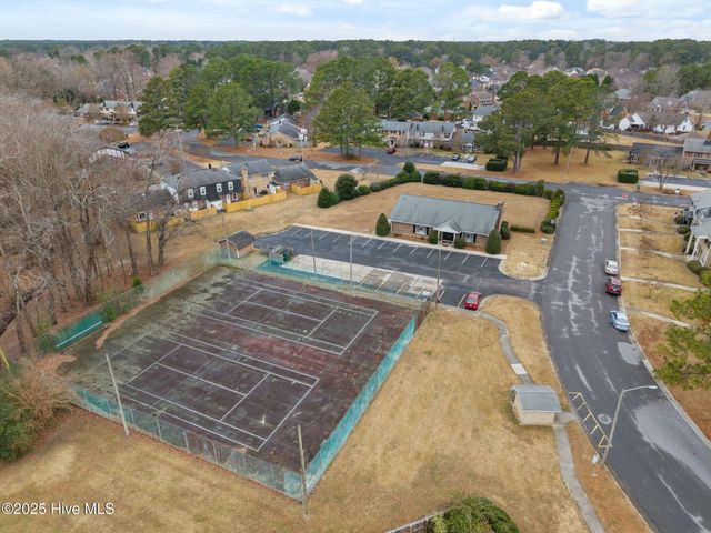 70 Barnes Street, Greenville, NC 27858