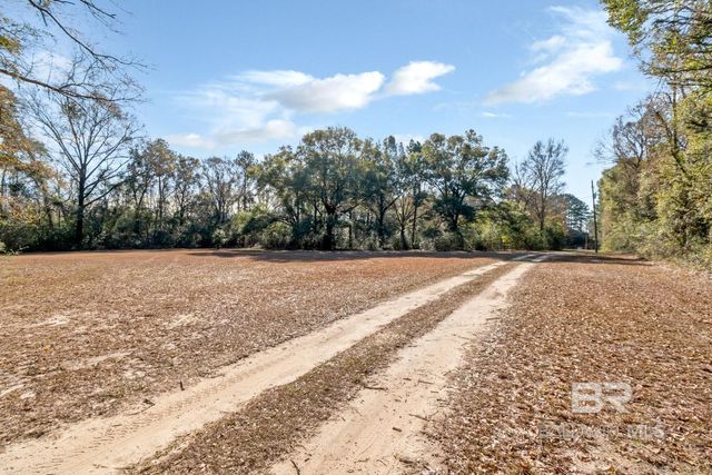 9051 Robley Lane, Semmes, AL 36575