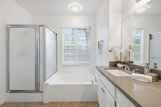 6 taquitz, Irvine, CA 92602