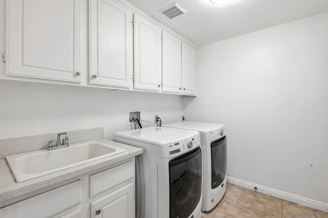 6 taquitz, Irvine, CA 92602