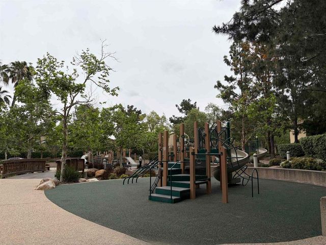 6 taquitz, Irvine, CA 92602