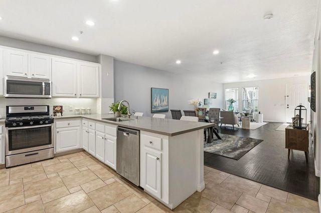 6 taquitz, Irvine, CA 92602