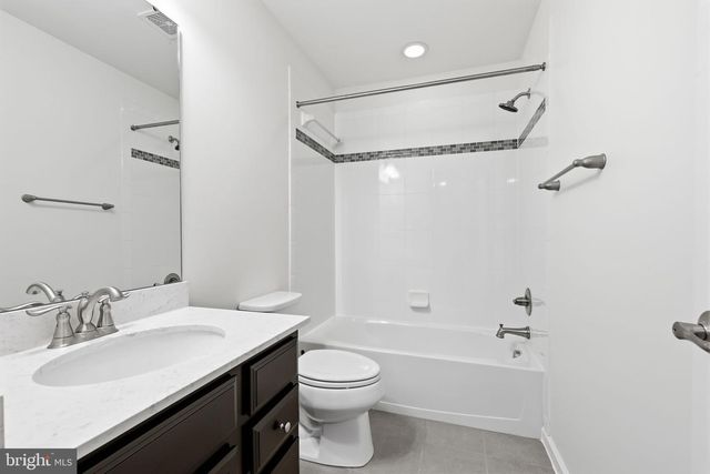 7 MONTELLA CIR, Pottstown, PA 19464