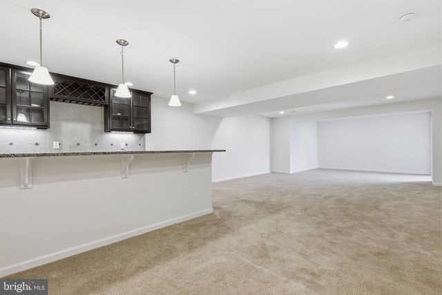 7 MONTELLA CIR, Pottstown, PA 19464