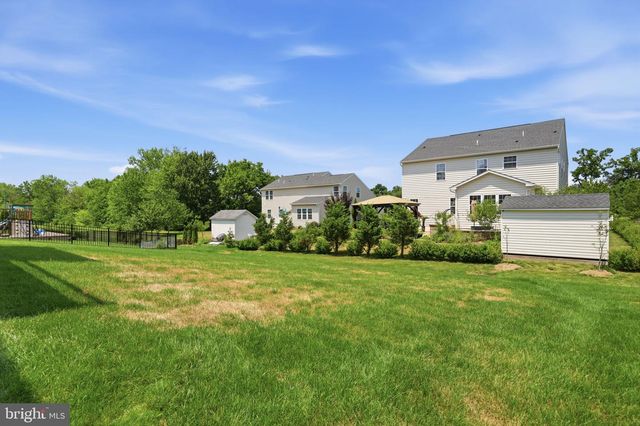 7 MONTELLA CIR, Pottstown, PA 19464