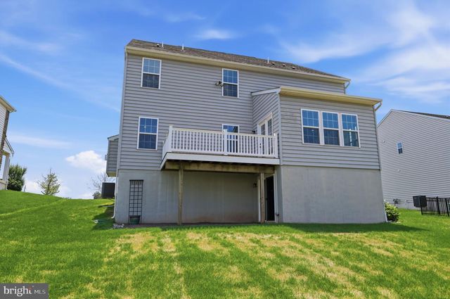 7 MONTELLA CIR, Pottstown, PA 19464