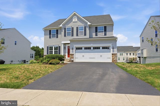 7 MONTELLA CIR, Pottstown, PA 19464