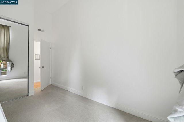 460 N Civic Dr 302, Walnut Creek, CA 94596