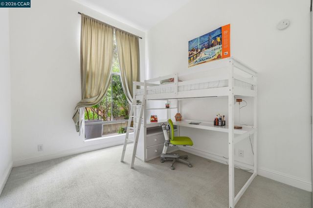 460 N Civic Dr 302, Walnut Creek, CA 94596
