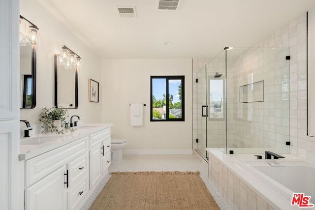 22642 Berdon Street, Woodland Hills, CA 91367