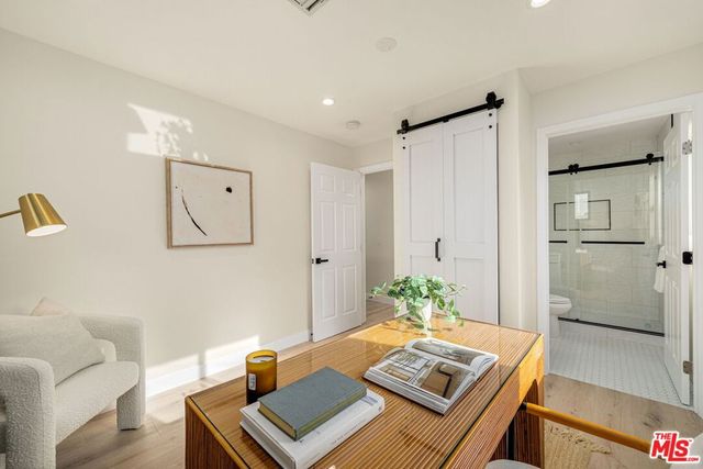 22642 Berdon Street, Woodland Hills, CA 91367