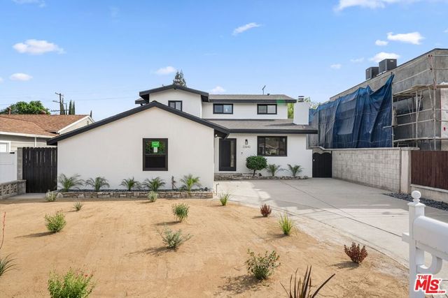 22642 Berdon Street, Woodland Hills, CA 91367