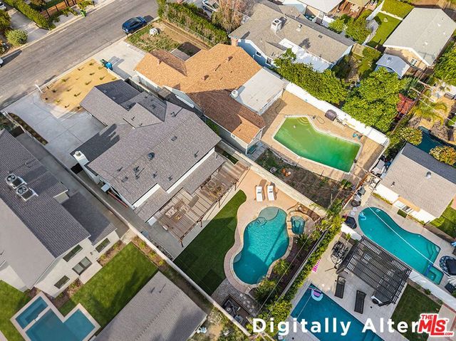 22642 Berdon Street, Woodland Hills, CA 91367