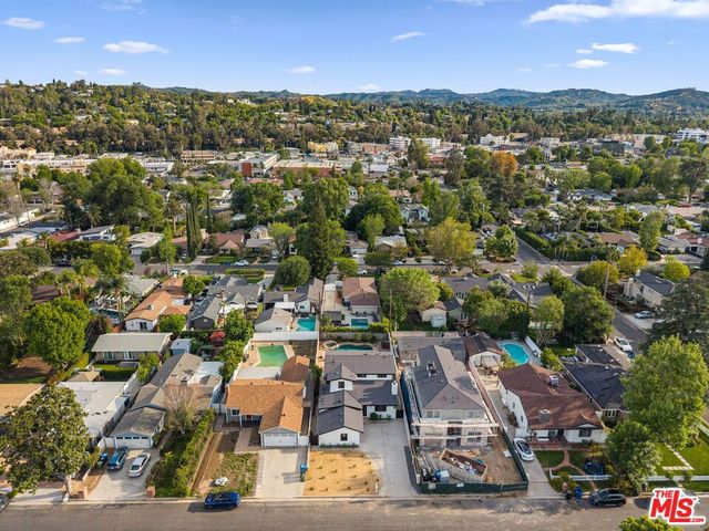 22642 Berdon Street, Woodland Hills, CA 91367