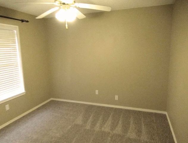 8302 Detroit Avenue, Lubbock, TX 79423