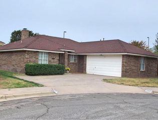 8302 Detroit Avenue, Lubbock, TX 79423