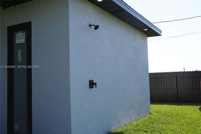 1449 SE 22nd, Cape Coral, FL 33990