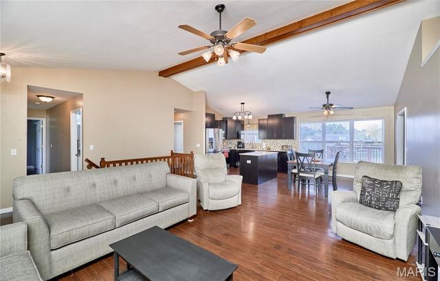 31 Canterbury Drive, Troy, MO 63379