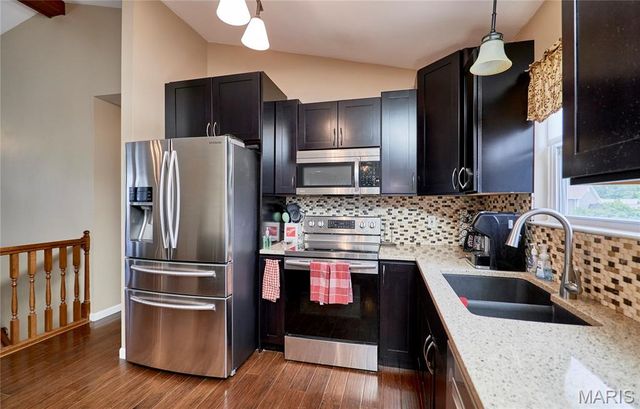 31 Canterbury Drive, Troy, MO 63379