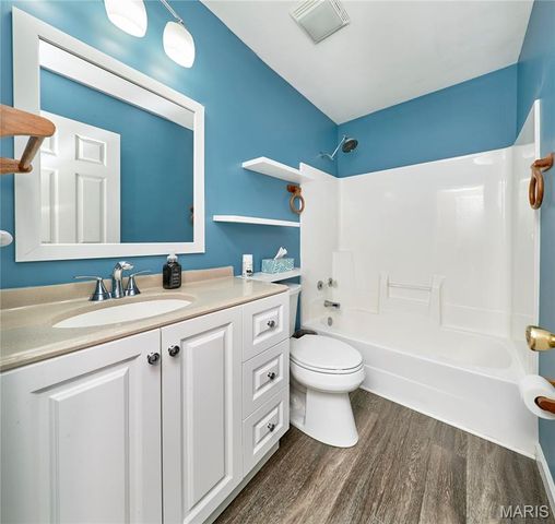 31 Canterbury Drive, Troy, MO 63379