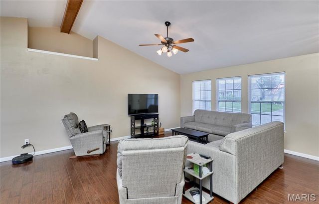 31 Canterbury Drive, Troy, MO 63379