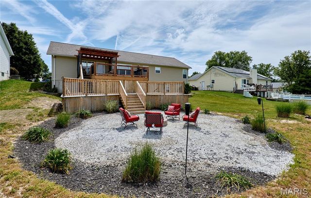 31 Canterbury Drive, Troy, MO 63379