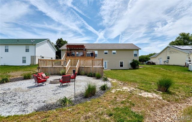 31 Canterbury Drive, Troy, MO 63379