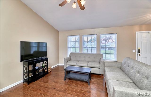 31 Canterbury Drive, Troy, MO 63379