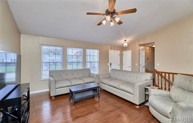 31 Canterbury Drive, Troy, MO 63379