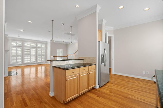 2196 Bancroft Street, Houston, TX 77027