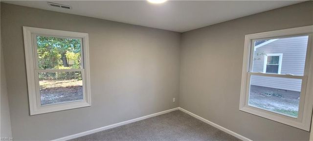 520 Woodfin RD, Newport News, VA 23601