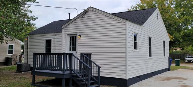 520 Woodfin RD, Newport News, VA 23601