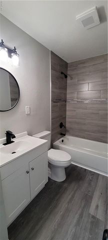 520 Woodfin RD, Newport News, VA 23601