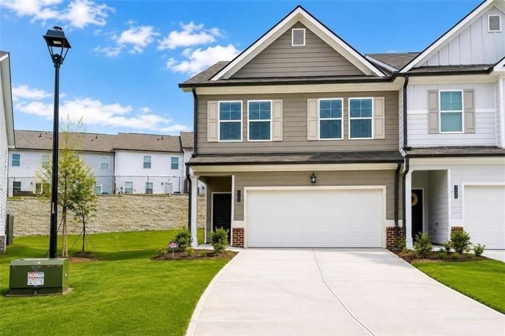 6362 Sundowner Place, Atlanta, GA 30331