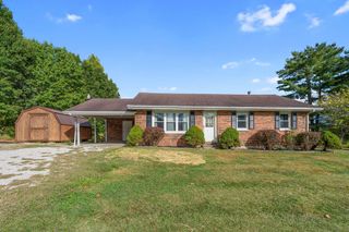 120 New Cut Road, Jeffersonville, KY 40337