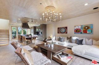 812 Brooks Avenue, Venice, CA 90291