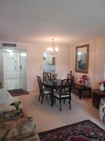 2901 NW 48th Avenue 367, Lauderdale Lakes, FL 33313