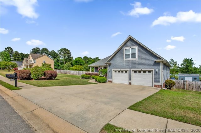 6126 Tudor Place, Linden, NC 28356