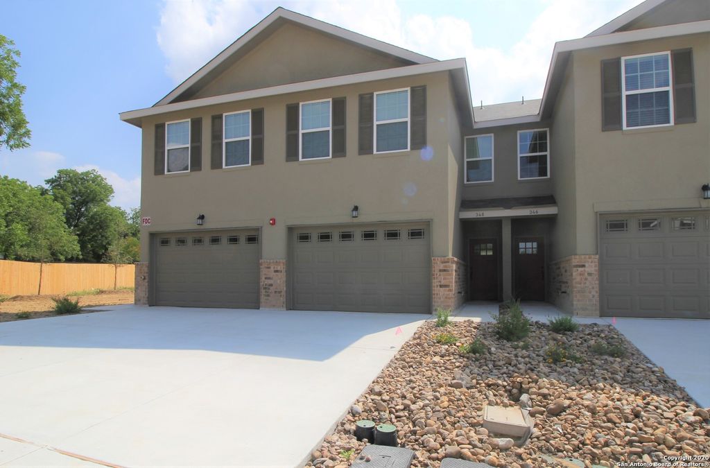 348 Untermaier, New Braunfels, TX 78130