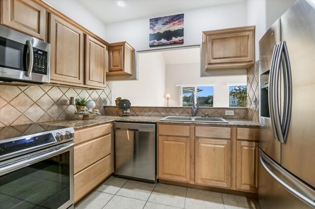 5900 W FM 2147 104, Horseshoe Bay, TX 78657
