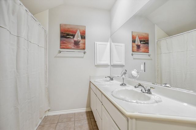 5900 W FM 2147 104, Horseshoe Bay, TX 78657