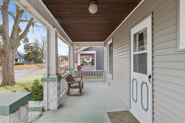 2808 Farnam Street, Davenport, IA 52803