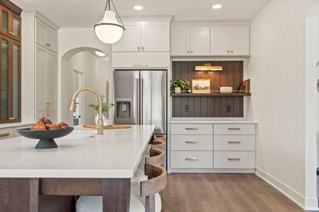 594 Contour Cove, Huntertown, IN 46748