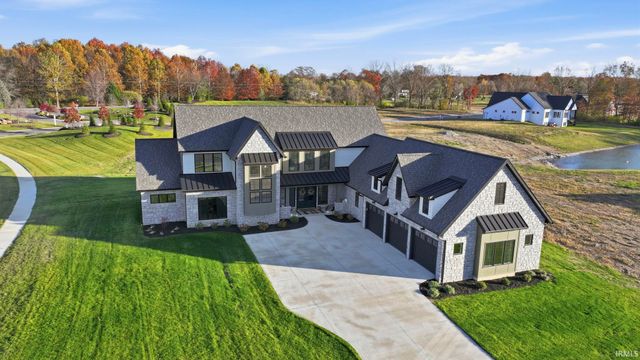 594 Contour Cove, Huntertown, IN 46748