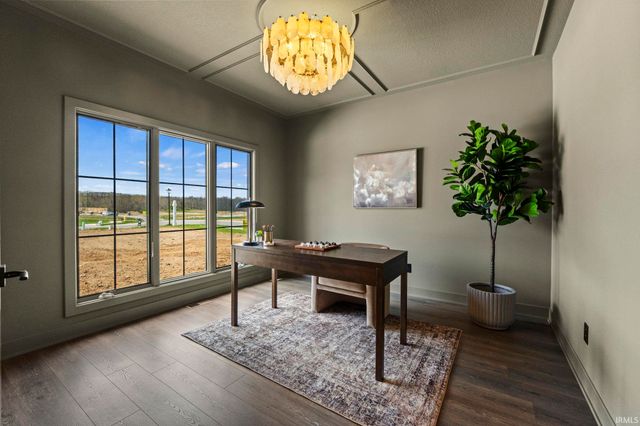 594 Contour Cove, Huntertown, IN 46748