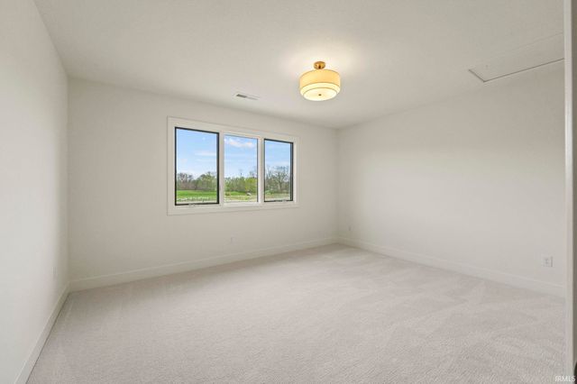 594 Contour Cove, Huntertown, IN 46748