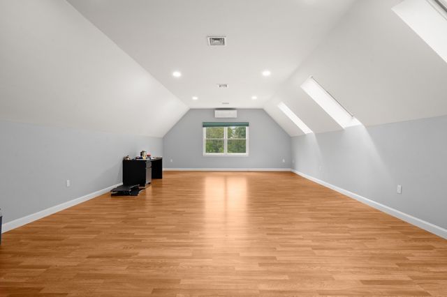 2 Wild Meadow Ln, Natick, MA 01760
