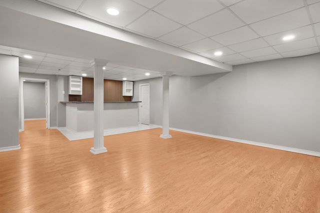 2 Wild Meadow Ln, Natick, MA 01760